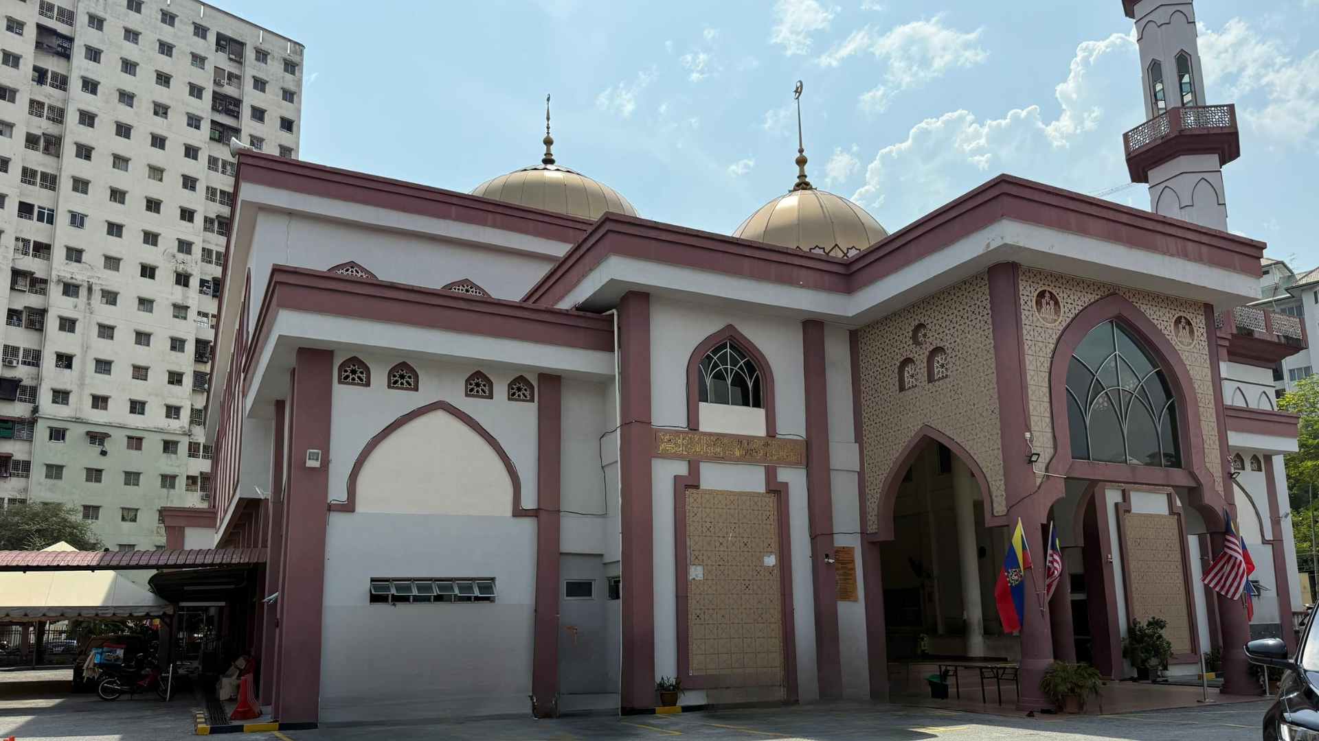Masjid_Al-Muqarrabin
